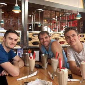 Meet your Posher, Alex